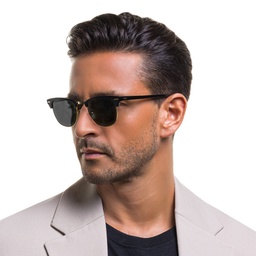 Shop Ray-Ban Clubmaster Square Sunglasses in Black online.
