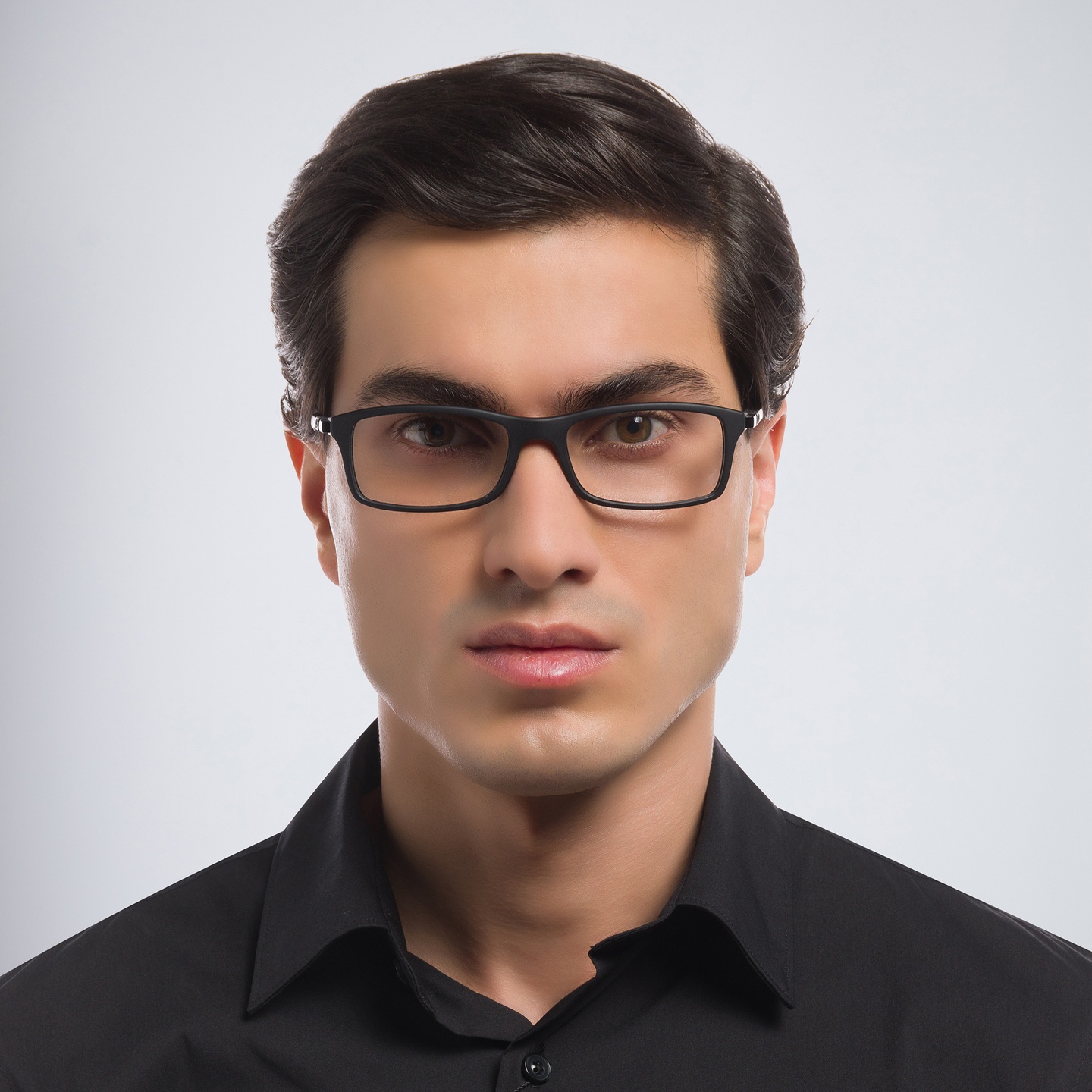 Shop Ray-Ban Optics Unisex Rectangle Eyeglasses in Black online.